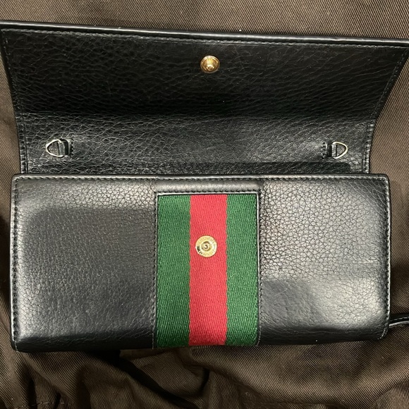 Gucci leather horsebit wallet. - Picture 5 of 7